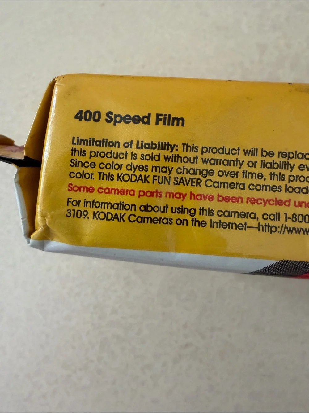 Kodak FunSaver 35 Flash Camera 27 Exposure Exp. 4/2004 - Sealed
